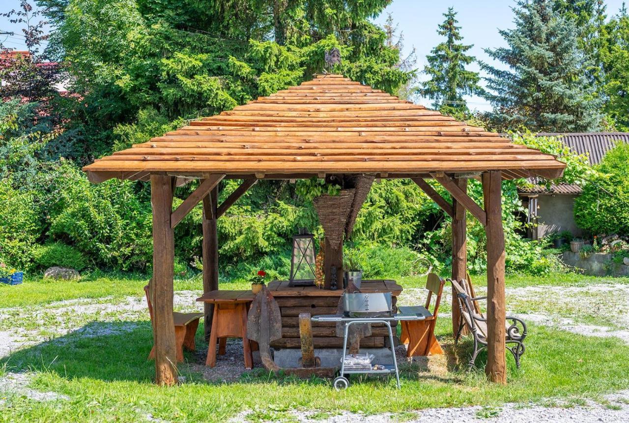 Apartamenty Stodola Jezierzany Bagian luar foto
