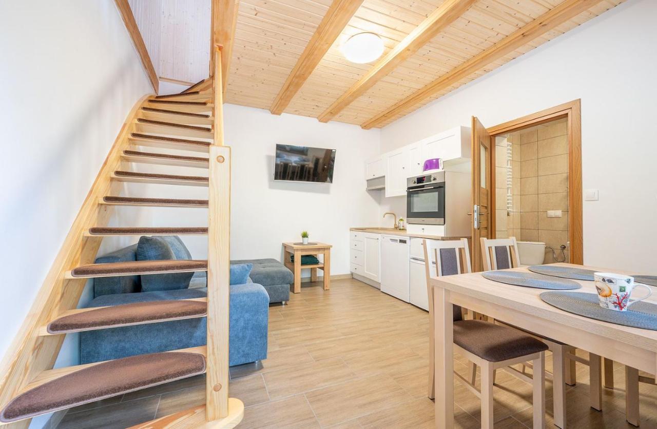 Apartamenty Stodola Jezierzany Bagian luar foto